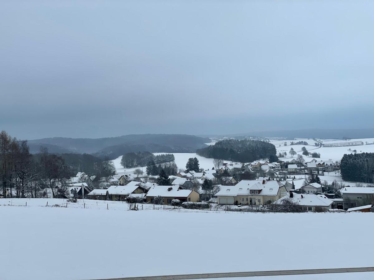 Ferienhaus Eifelblick Feusdorf Eksteriør billede